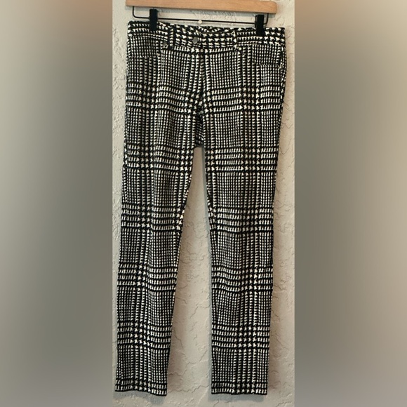 J. McLaughlin Black and White Dress Pants with Glen Plaid Pattern - Picture 1 of 10